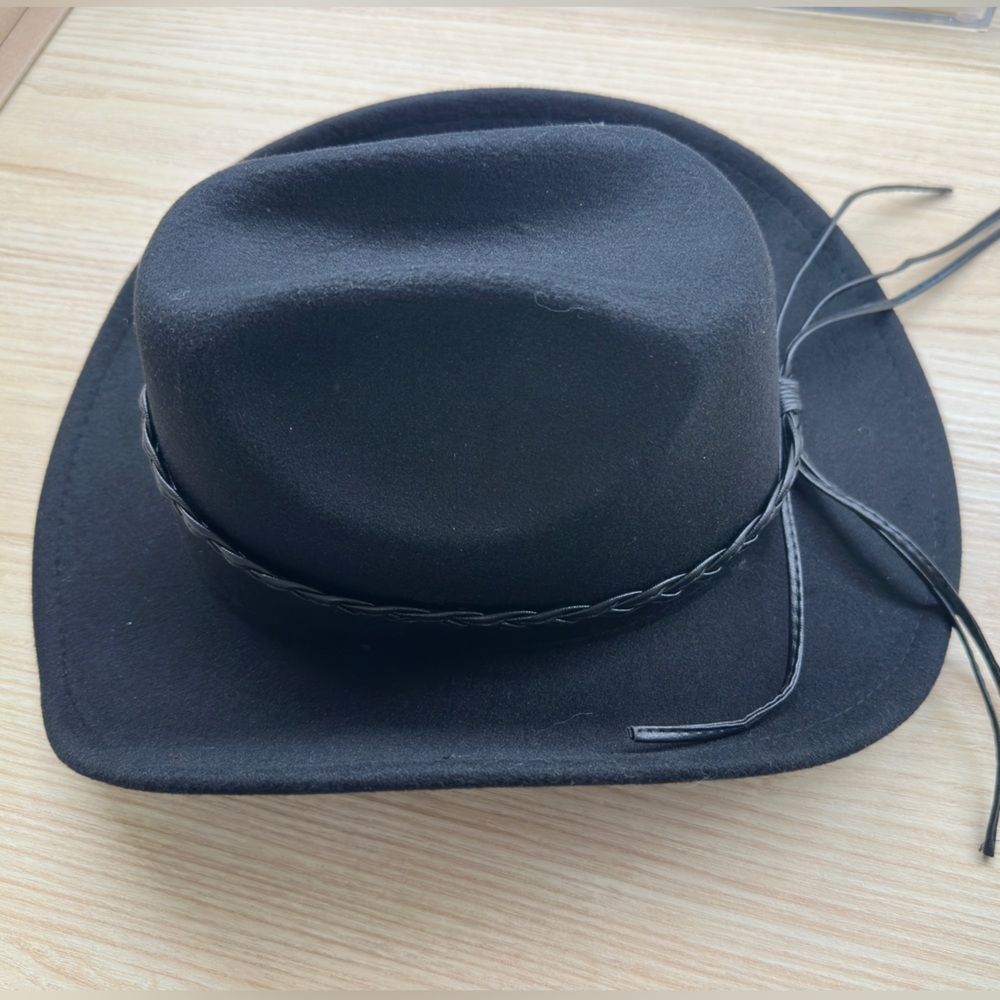 Men's Black Cowboy Hat. Worn once.